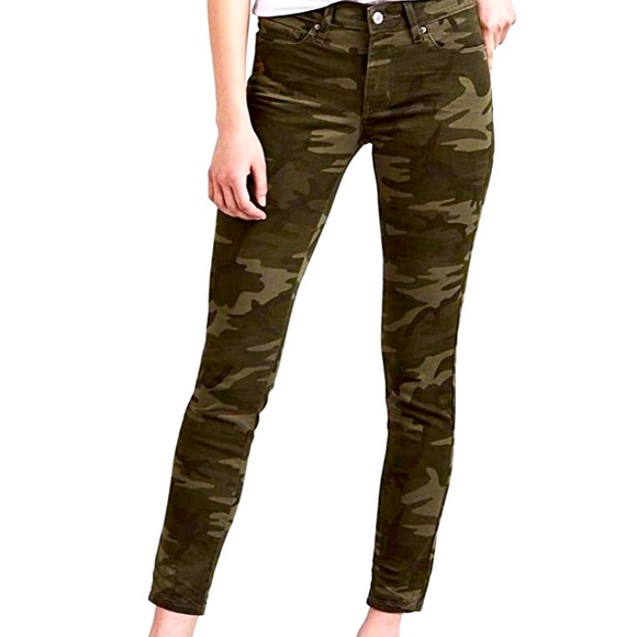 Levi's Denim - Levi’s ~ 711 Skinny Ankle, Camo, Slim Fit, Jeans